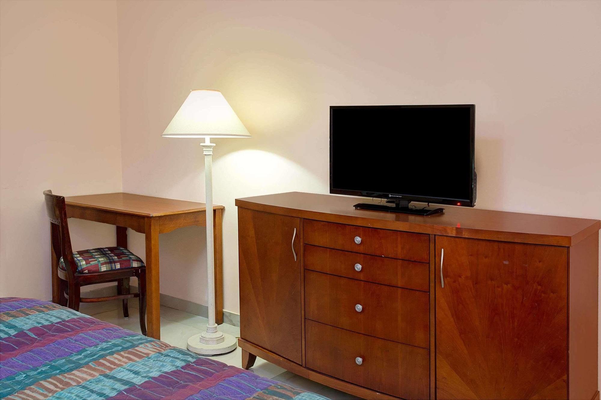 Knights Inn Hallandale Hallandale Beach Εξωτερικό φωτογραφία